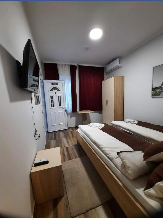 Vila Evropa Appartement Sombor Buitenkant foto