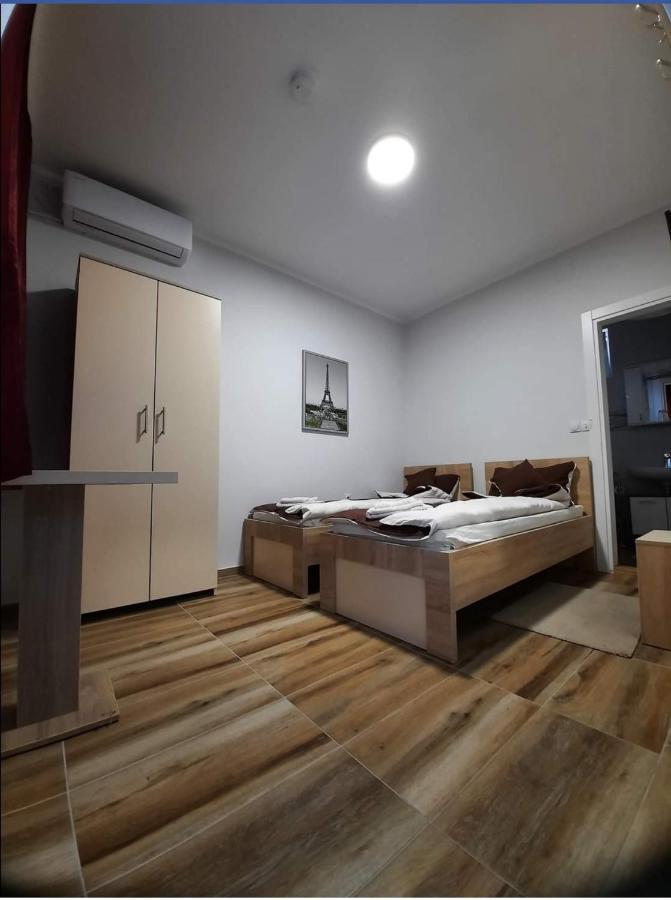 Vila Evropa Appartement Sombor Buitenkant foto
